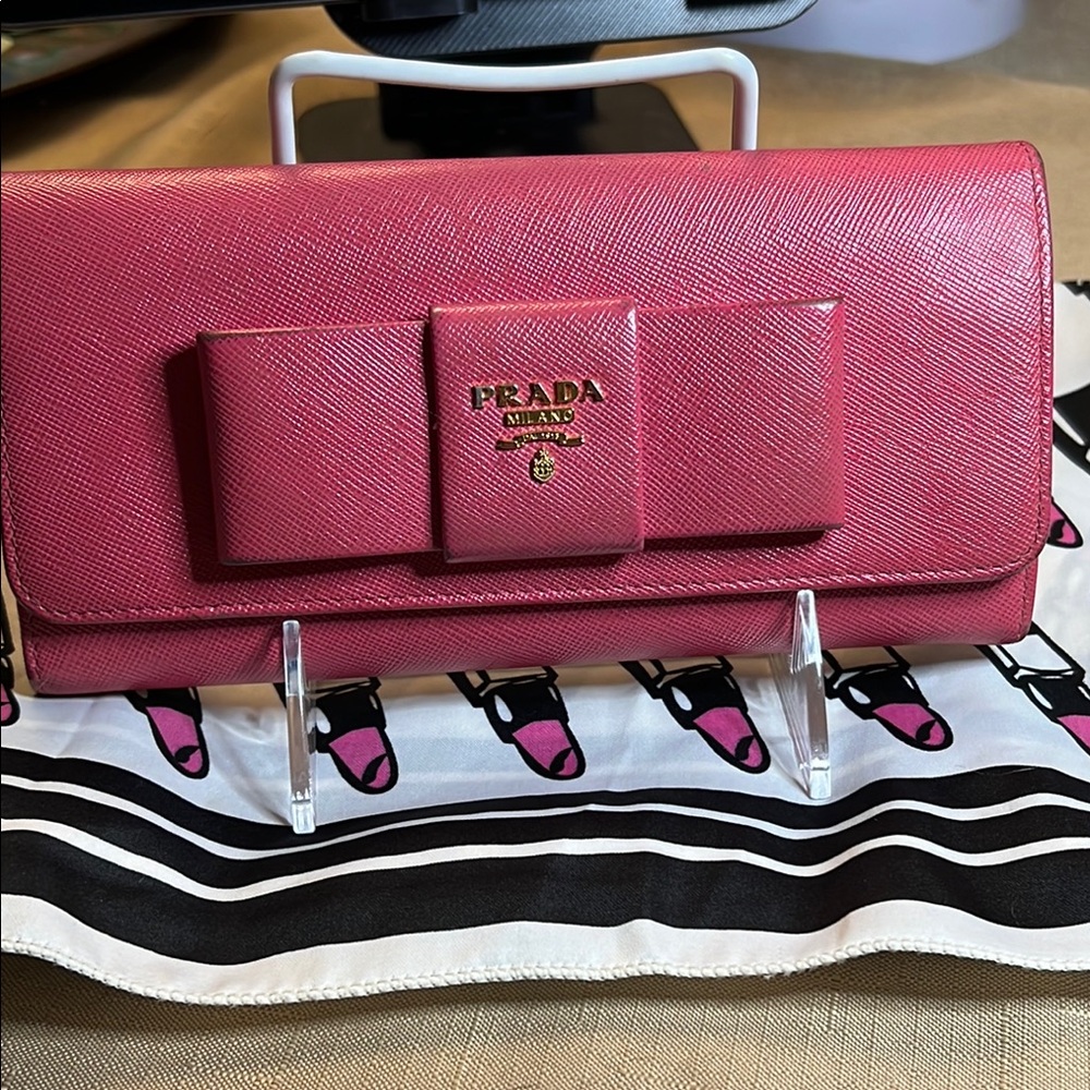 Prada Fuchsia Women's Wallet